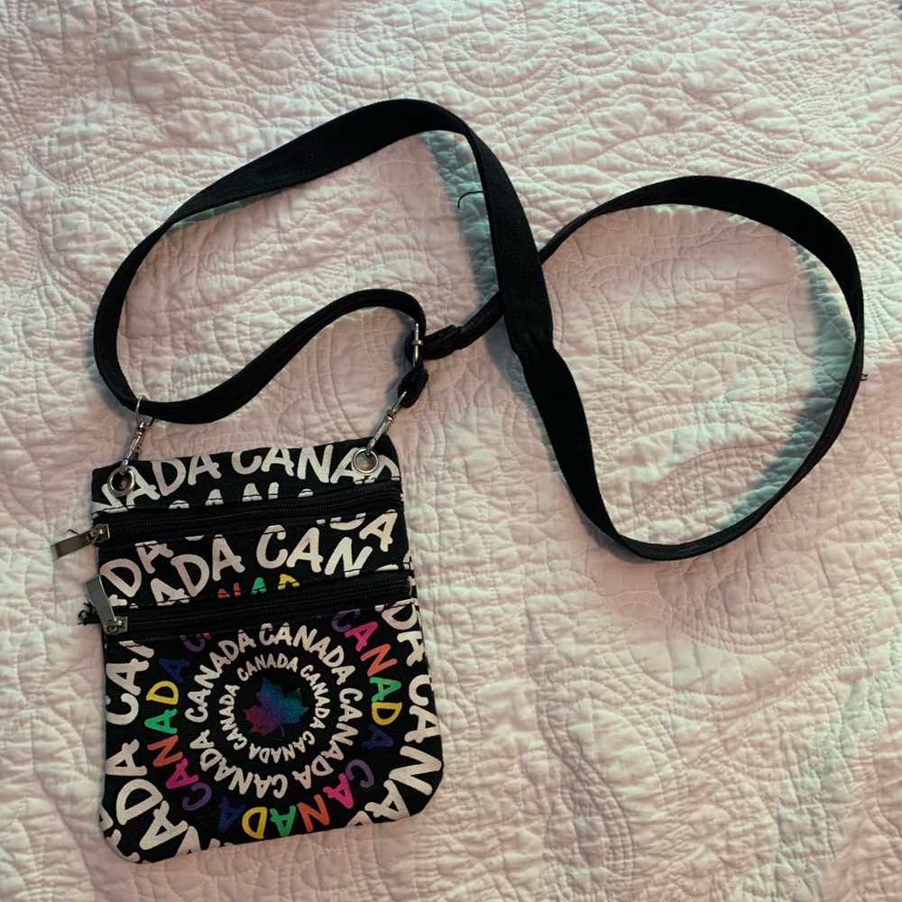“Canada” purse